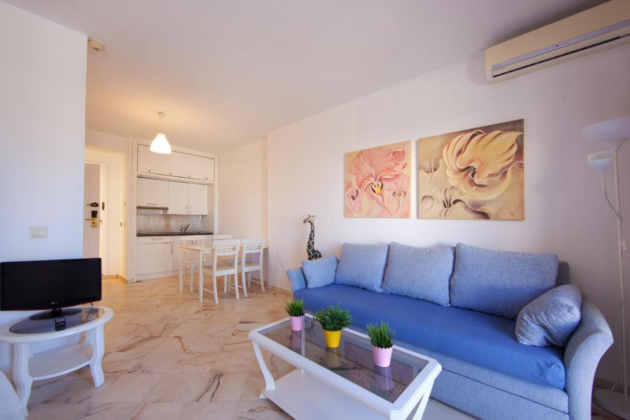 Romana Playa Studio Elviria マルベーリャ エクステリア 写真